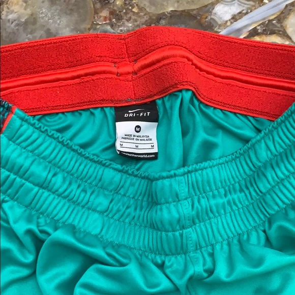 Nike lebron shorts - Picture 4 of 4